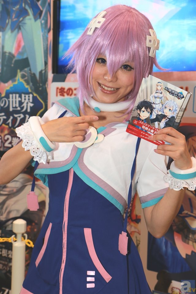 王依珂拍摄广告曝光 感受新星时尚魅力_猎趣TV官网(图3) 足球赛事