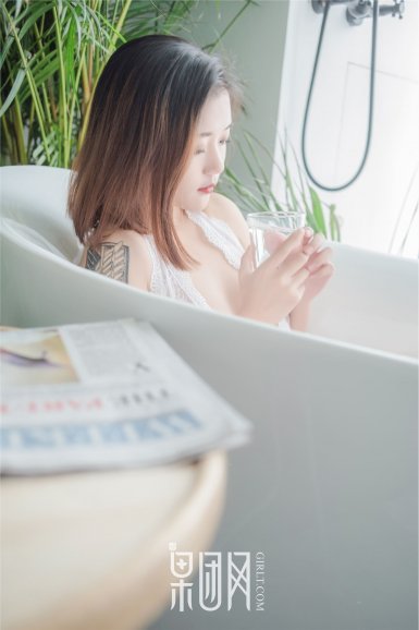 【足球赛事】杨丞琳零点准时为李荣浩庆生 连续四年生日送祝福(图3) 猎趣TV